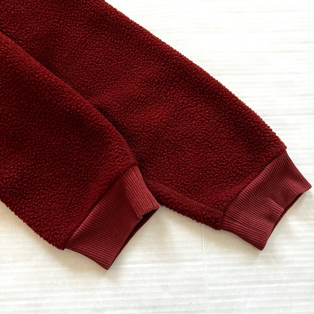 Everlane ReNew Sherpa Teddy Fleece Crewneck Pullover Rust Red Size Medium - Picture 11 of 16